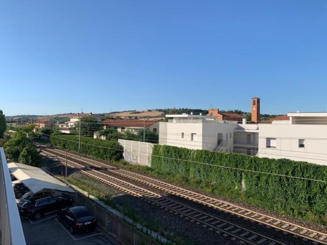 Residence La Nave Senigallia Exterior photo